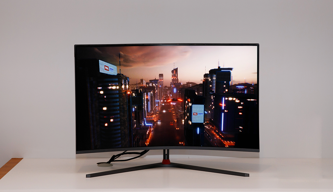 TCL华星32" UHD 240Hz R1000电竞屏量产，助力打造电竞“星”世代