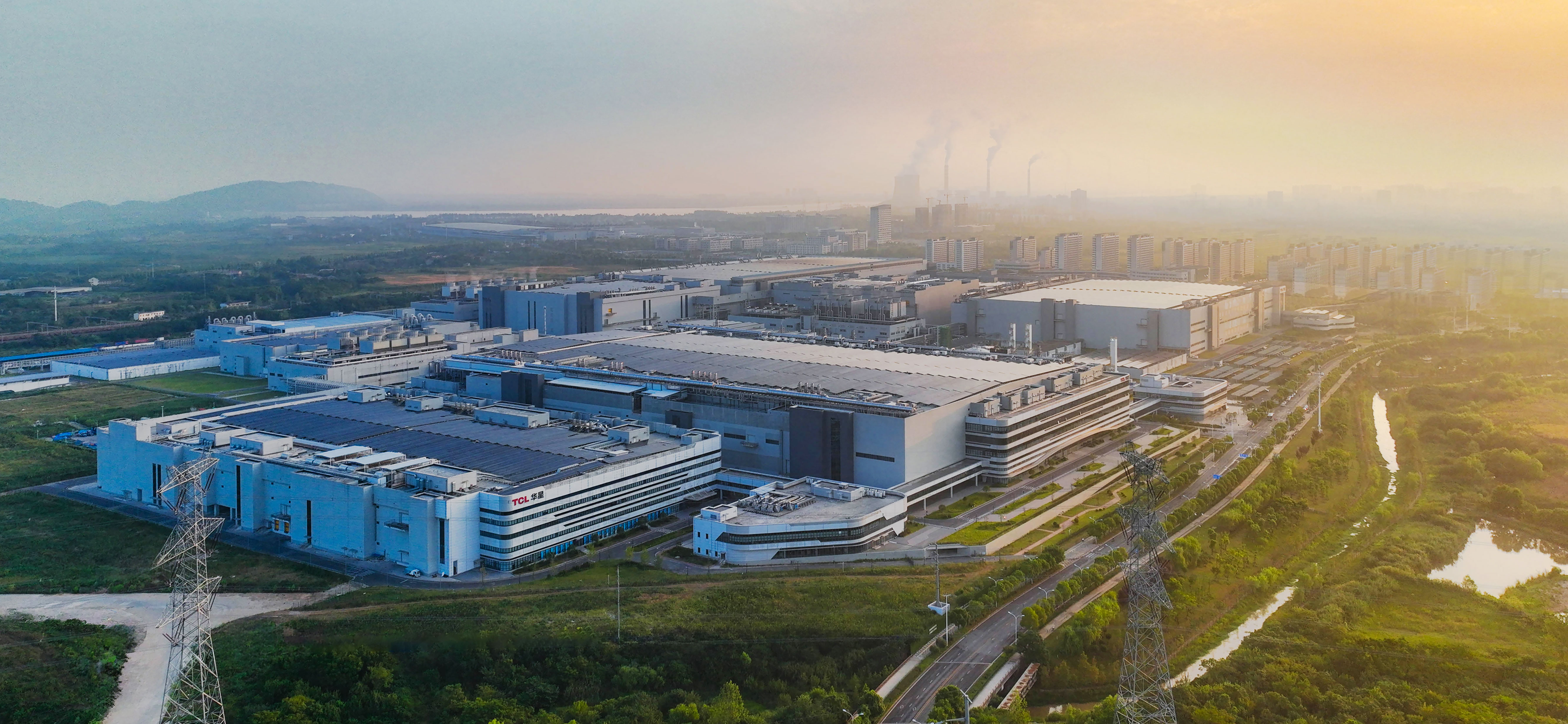 t5+M5 IT、车载、VR面板生产线